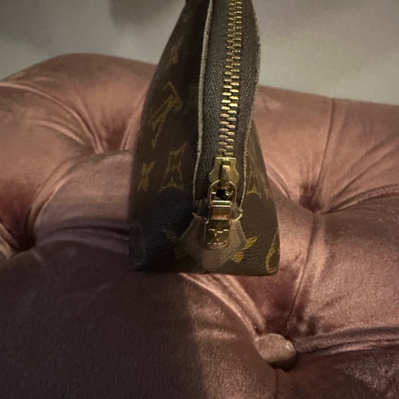 Louis Vuitton Brown and Gold Monogram Pouch - Picture 3 of 6